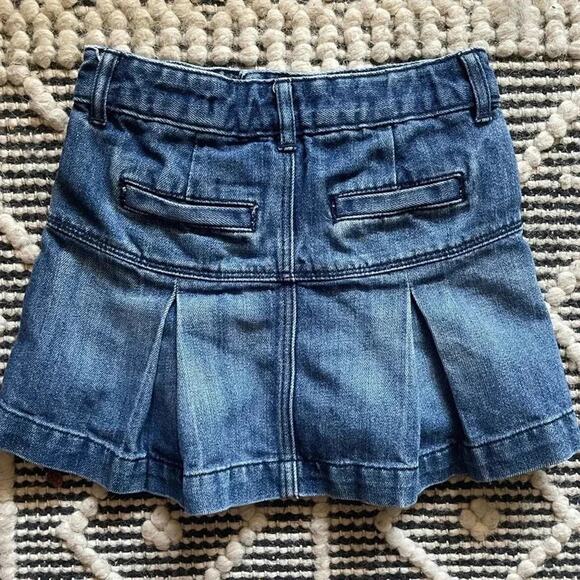 GAP Kids Girls Pleated Denim Mini Skirt Size 5 Years - Picture 4 of 4